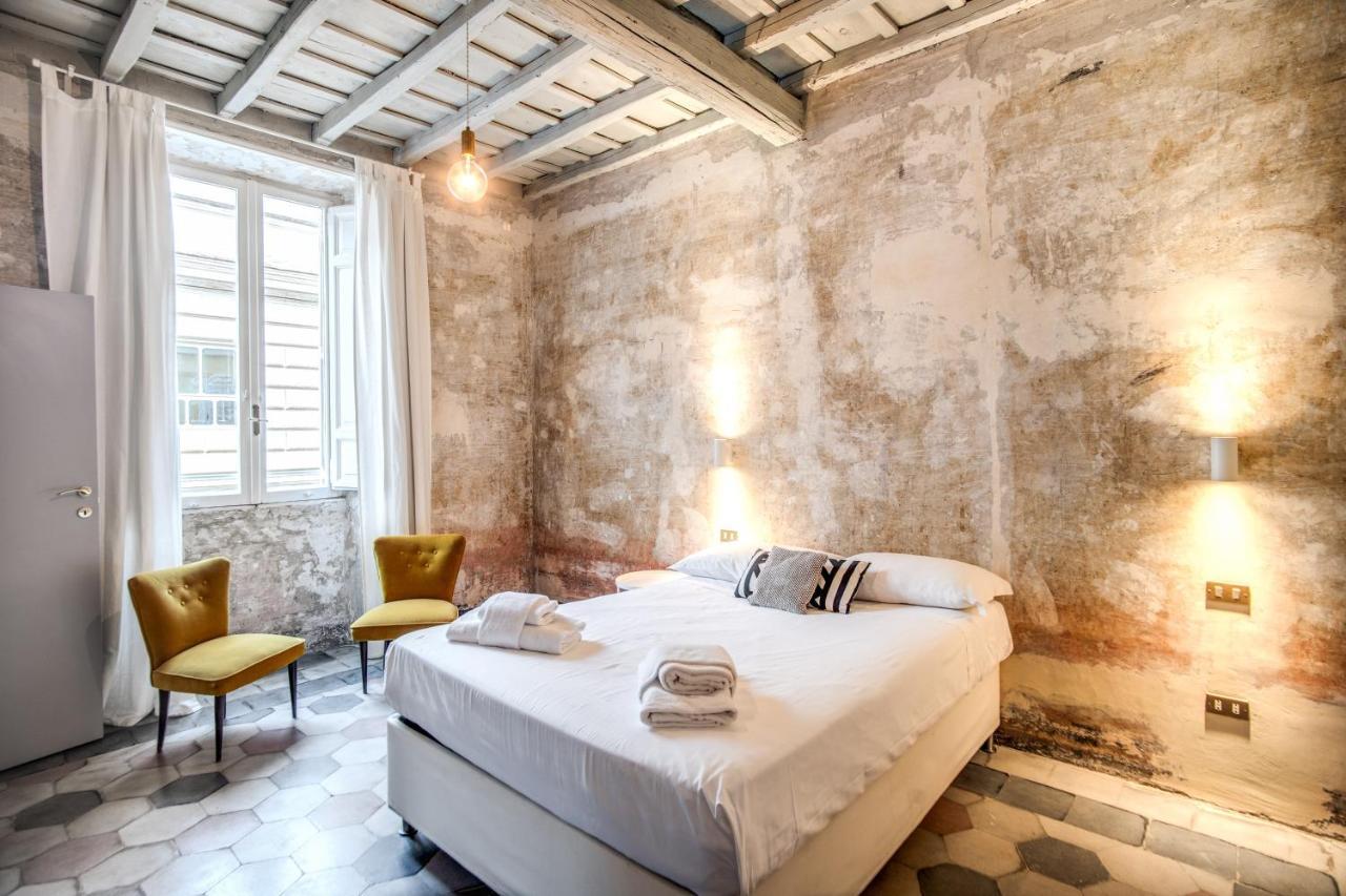 Stylish And Spacious Apartment Next To The Colosseum Roma Eksteriør bilde